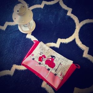 Elizabeth Arden makeup bag